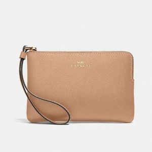 Coach Corner Zip Wristlet NWT